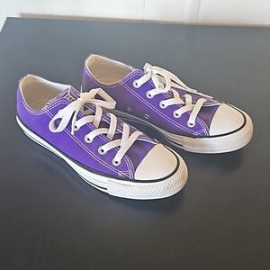 Electric Purple Converse Size 6 Woman